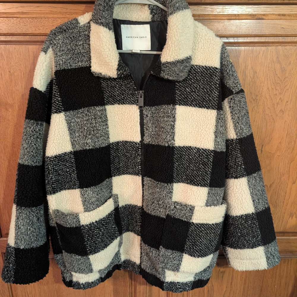 American Eagle Outfitters Black and White Sherpa Jacket